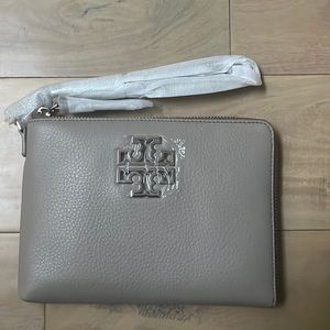 Tory Burch Britten Wristlet